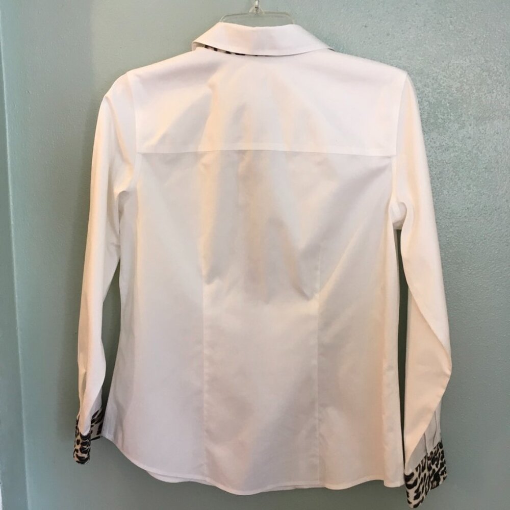 Chico's NWOT Effortless Leopard Trim Naya Top - Picture 5 of 11